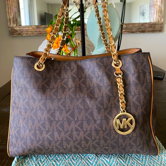 🌺Michael Kors Signature Logo Tote & Wallet Set (Brown) w/Gold Hardware & Chain - Picture 2 of 16